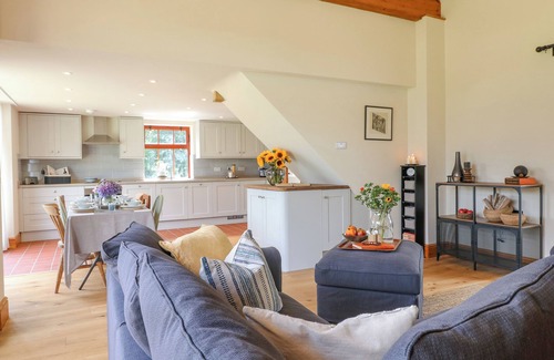 Birchover Cottage | Brightside