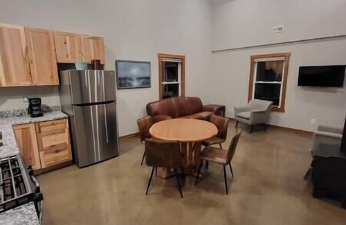 Rensselaer Cabin | Brightstone Lake Cabin 3