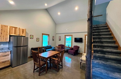 Rensselaer Cabin | Brightstone Lake Cabin 4