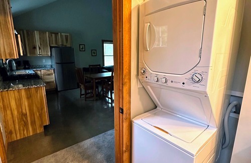 Rensselaer Cabin | Brightstone Lake Cabin 4