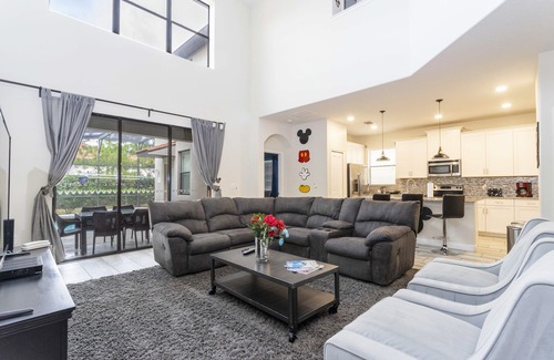 Loughman Cottage | Brilliance at Solterra Resort by Shine Villas #092