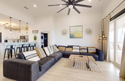 Audubon Place House | Brilliant Gulf-front home with balcony, central AC, washer/dryer, & dog-friendly