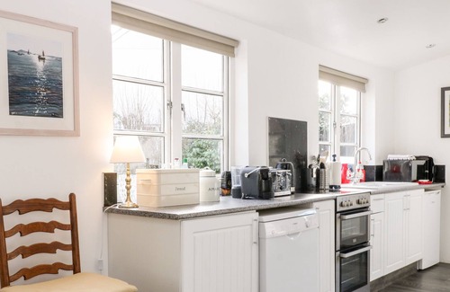 Bratton Clovelly Cabin | BRIONY, romantic, character holiday cottage in Okehampton