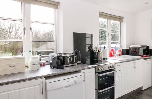 Bratton Clovelly Cabin | BRIONY, romantic, character holiday cottage in Okehampton