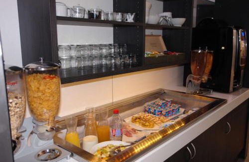 Quartier Saint-Marc - Croix de Pierre - Saint-Nicaise Hotel | Brit Hotel Confort Rouen Centre