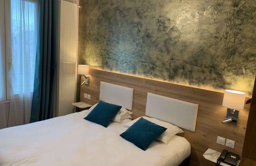 Troyes Hotel | Brit Hotel Le Royal - Troyes