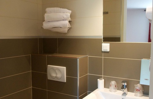 Hopitaux-Facultes Hotel | Brit Hotel Montpellier Euromédecine