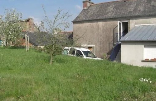 Logonna-Daoulas House | Brittany, Finistère, Armorique Regional Natural Park, High house with Garden