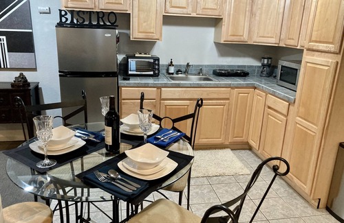 Skyway Apartment | Broadmoor area spacious bsmt apt, sleeps 4