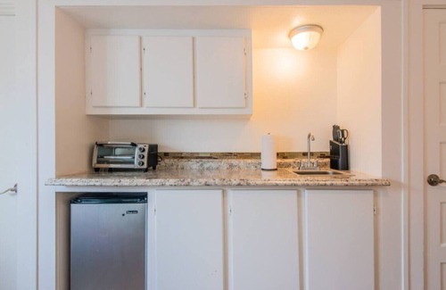 South Redondo Apartment | Broadway 5 - New Private Studio