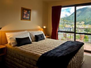 Picton Hotel | Broadway Motel