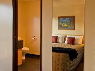 Picton Hotel | Broadway Motel