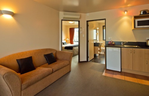 Picton Hotel | Broadway Motel