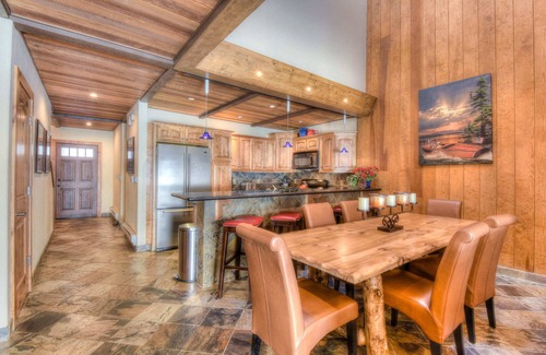 Brockway House | Brockway Springs Lodge | Steps to Lake Access!