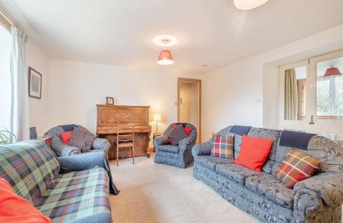 Minard House | Brondeg Lodge
