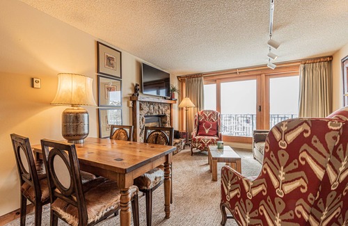 Steamboat Springs Condo | Bronze Tree 501 | Ski-In Condo with Panoramic Views and Indoor Pool