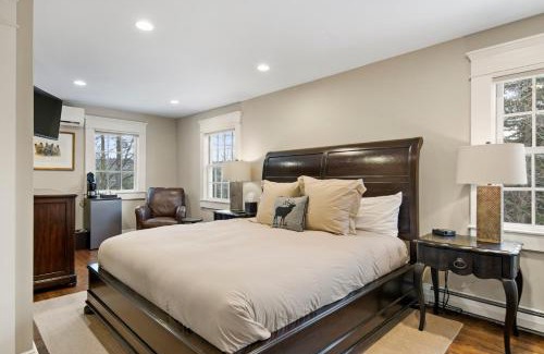 West Dover Hotel | Brook Bound Inn
