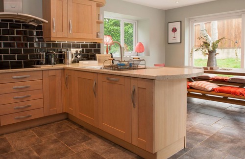Lyme Regis Cottage | Brooklands - sleeps 10 guests in 4 bedrooms