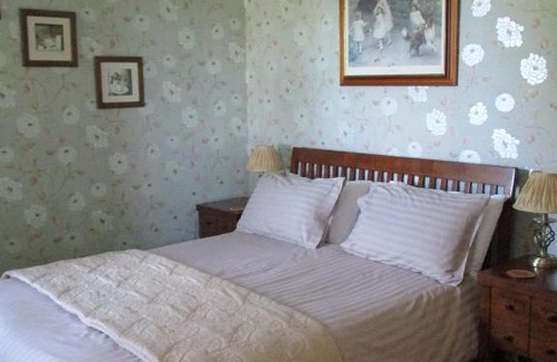 Glastonbury Bed & Breakfast | Brookshill House B & B