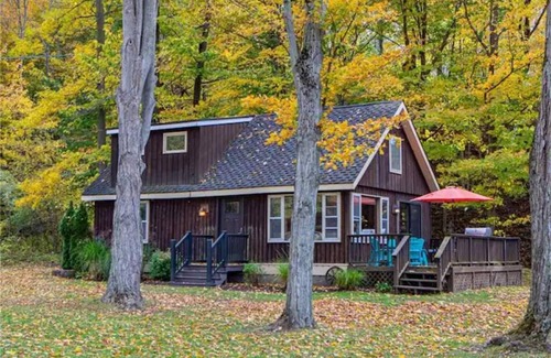 Skaneateles House | Brookside Cottage at Skaneateles Lake - 3 Bedroom Home