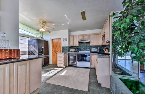 Jacksonville House | 'Brookside' Waterfront Home w/Kayaks & Deck!
