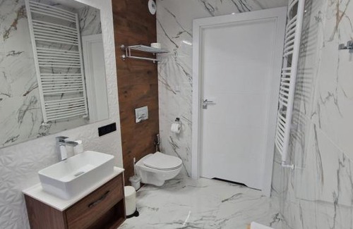 Krzyki Apartment | Brossa Apartments, 24h self check in, Klima, AirCond