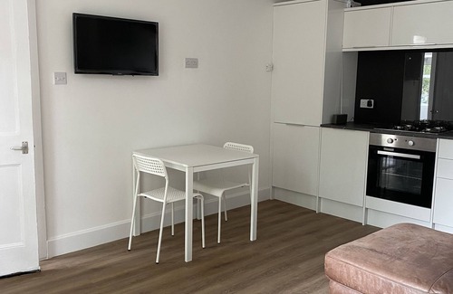 Broughty Ferry Cottage | Broughty Ferry cottage with patio garden and drive.