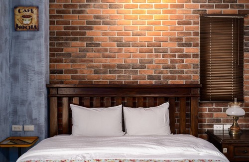 Dongshan Bed & Breakfast | Brulees Done