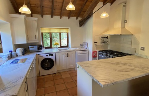 Woodbridge Cottage | Brundish, Suffolk Barn, 2 Bed Idyllic 6 Acres