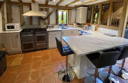 Woodbridge House | Brundish, Suffolk Large 4-Bed Barn Stunning!