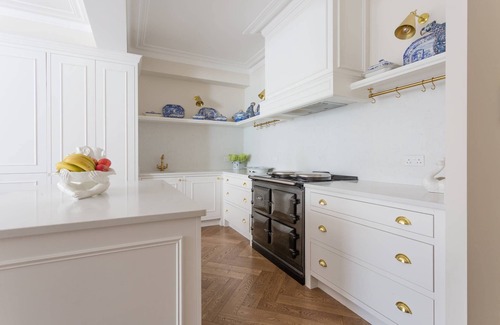 Campden Apartment | Brunswick Gardens II by onefinestay