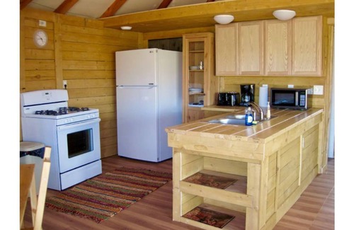 Panguitch Cabin | Bryce Canyon Deluxe Private Yurt
