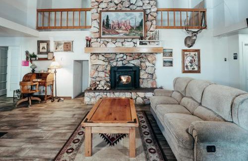 Bryce Canyon Hotel | Bryce Canyon Pines Lodge