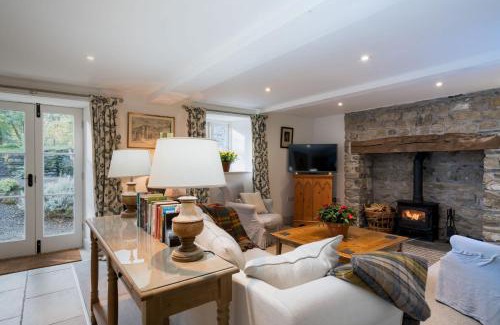 Tal-y-Cafn House | Bryn Derw