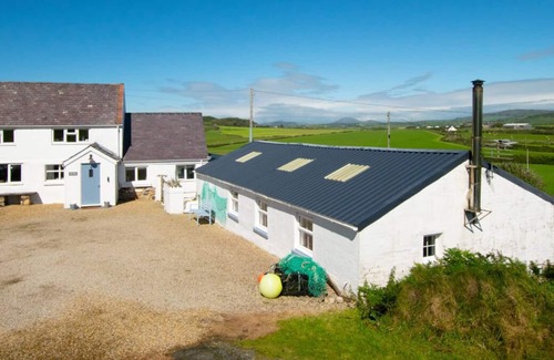 Garn Fadryn House | Bryn Du in the beautiful Aberdaron