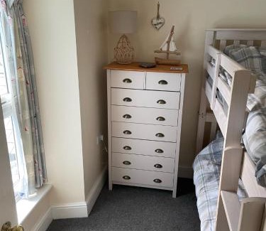 Borth-y-Gest House | Bryn Goleu, Mersey Street, Borth-y-Gest