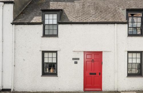 Beaumaris House | Bryn Tegid