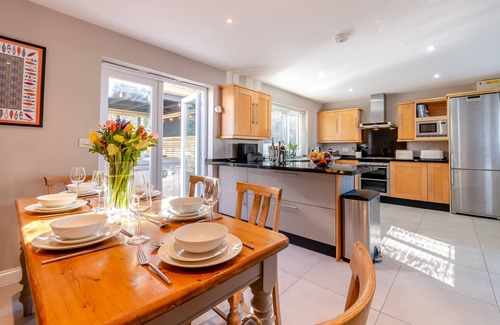 Felinwynt House | Bryn-Y-Mor- Cardigan