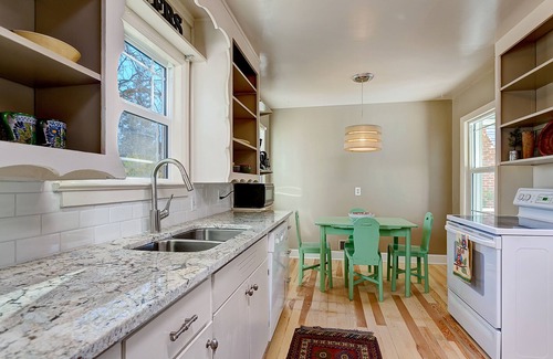 Southeast Boise House | BSU Boise Bungalow/Pet Friendly/Private Backyard