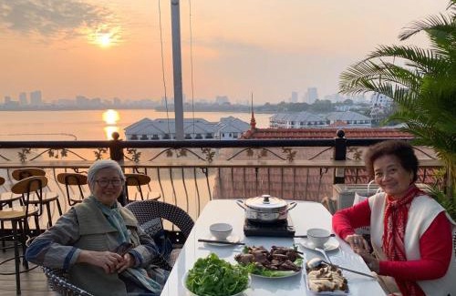 Quang An Bed & Breakfast | Bu Hồ Tây- A Sunset Retreat in Westlake, Hanoi