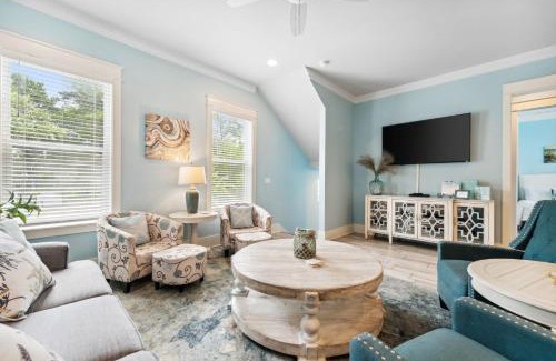 Miramar Beach House | Bubbles By The Sea With Low-Speed Vehicle