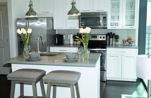 Lenox Apartment | Buckhead Views