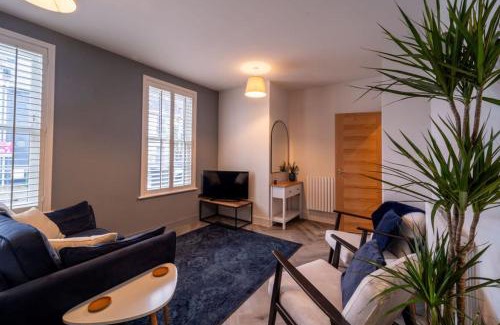 Cheltenham Apartment | Buckingham Court
