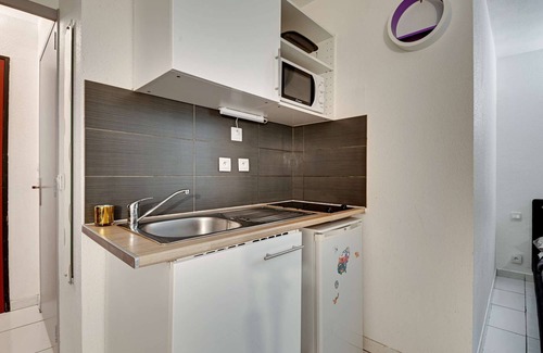 Cergy Apartment | Budget apart with parking