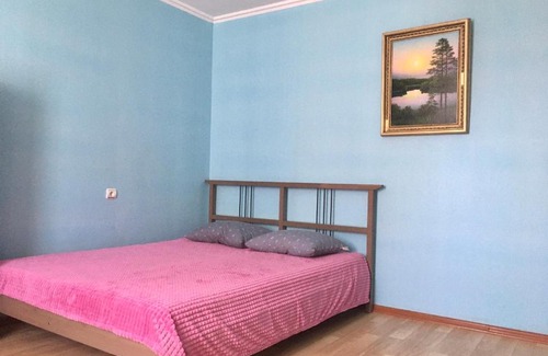 Leninskiy Apartment | Budget Flat in Gorsky District