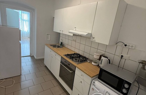 Rudolfsheim-Funfhaus Apartment | Budget-Friendly 2BR Apt. with Great Location