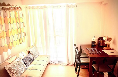 Ermita Condo | Budget friendly and cozy place in the heart of Manila.