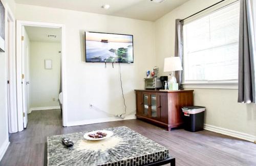 Central Oklahoma City House | Budget Okc Studio Near Zoo & Science Museum #tb