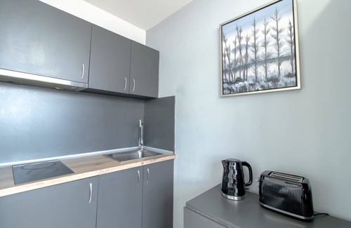 Sunderland City Centre Apartment | Budget Sunderland Studio with Lovely Views