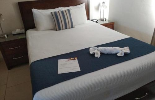 Loreto Hotel | Bugambilias Suites